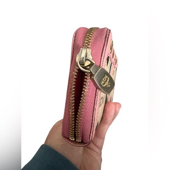 MCM Ziparound Wallet - Picture 9 of 13